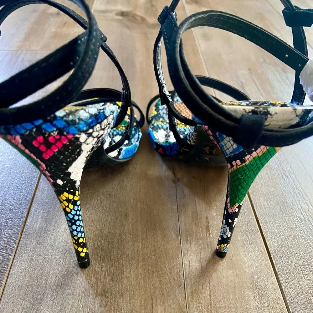 Anne Michelle Black Ankle Strap Snakeskin Heels - Picture 12 of 13